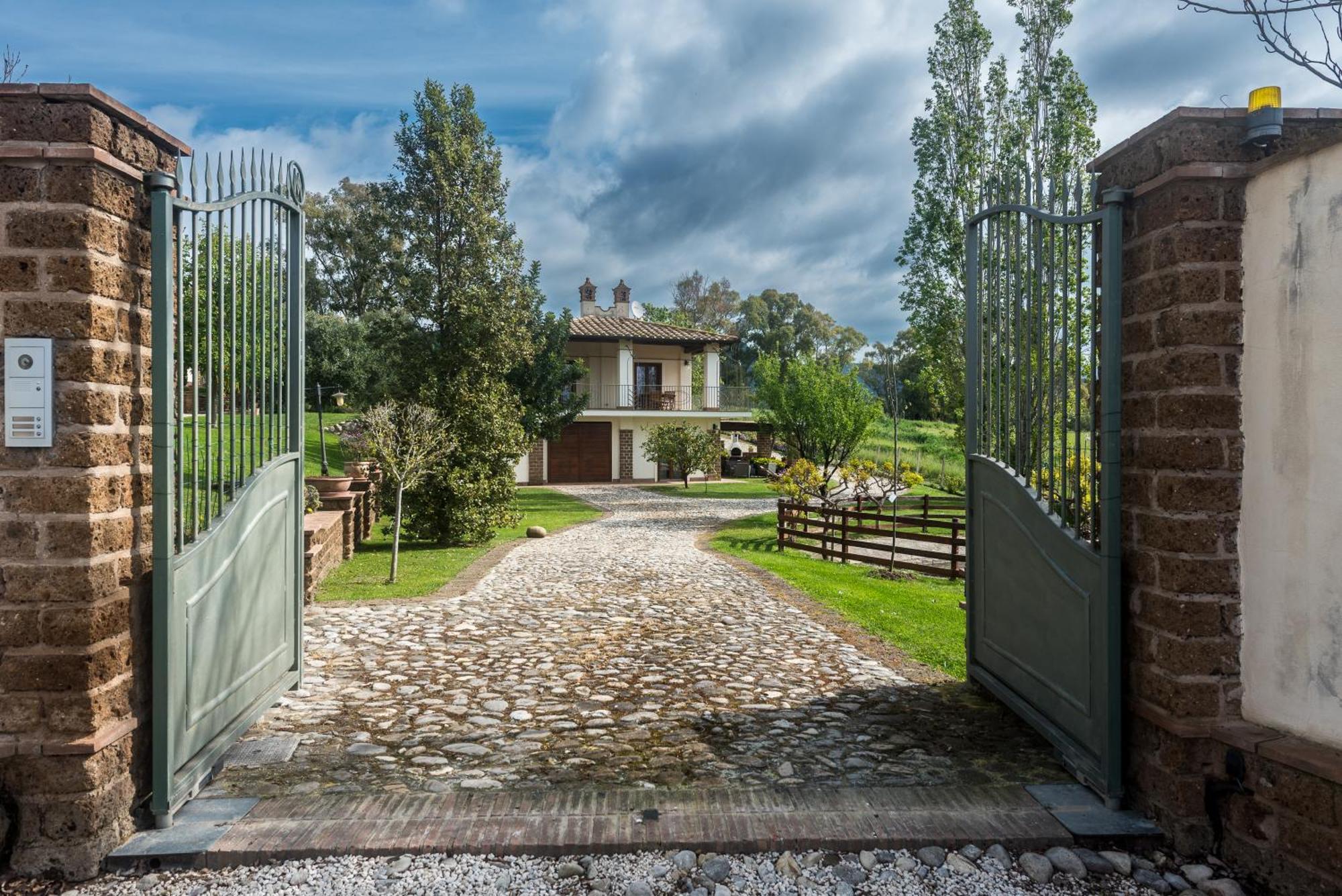 Villa Gli Eucalipti Cerveteri Ngoại thất bức ảnh